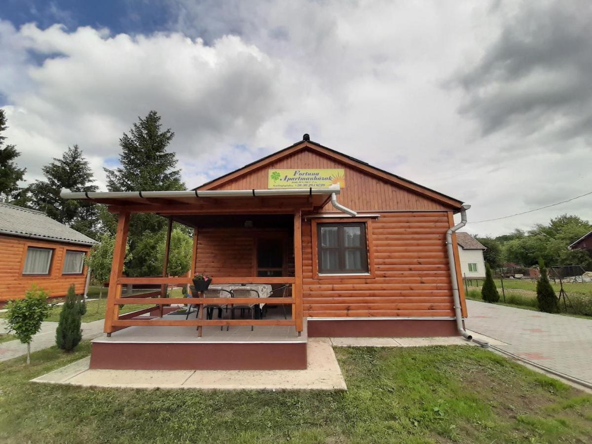 Fortuna Apartmanházak Bogács Exterior foto